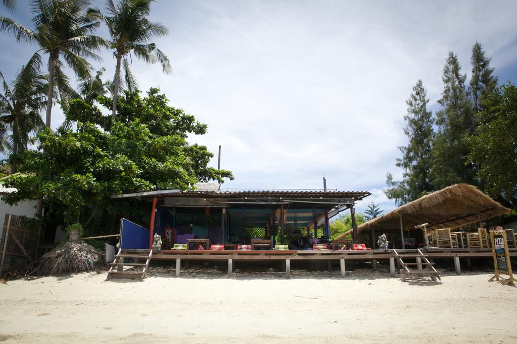 The Blue Parrot Hotel Ko Pha Ngan Exterior photo